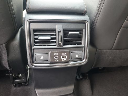 Certified 2025 Subaru Forester Touring AWD/4WD image 17