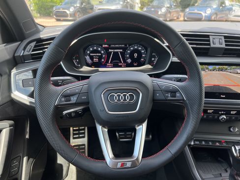 Used 2025 Audi Q3 2.0T Premium Plus AWD/4WD image 18