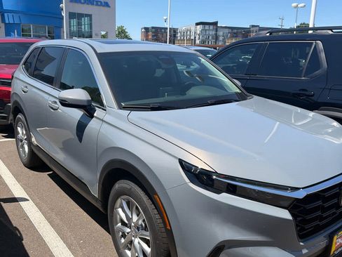 Used 2026 Honda CR-V EX image 5