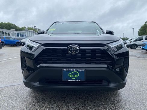 Used 2025 Toyota RAV4 XLE w/ Convenience Package AWD/4WD image 2