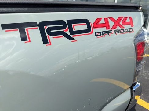Used 2023 Toyota Tacoma TRD Off-Road image 26
