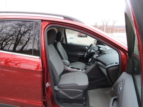 Used 2015 Ford Escape SE w/ Equipment Group 201A image 17