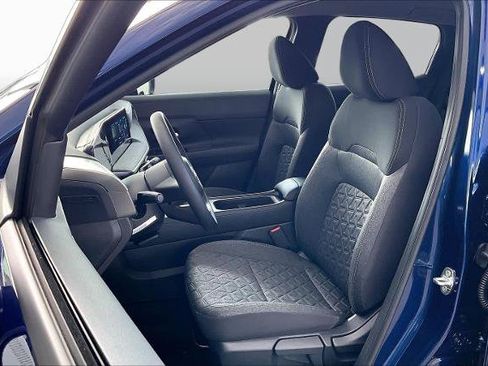 Certified 2026 Nissan Kicks SV FWD image 8