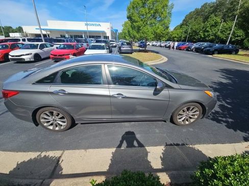 Used 2013 Hyundai Sonata SE FWD image 9