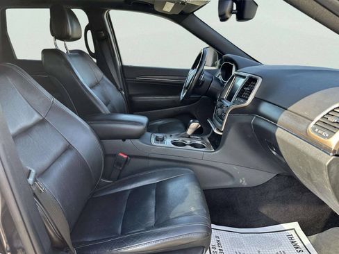 Used 2016 Jeep Grand Cherokee Limited w/ Trailer Tow Group IV AWD/4WD image 23