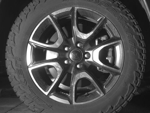 Used 2025 Jeep Compass Trailhawk image 13