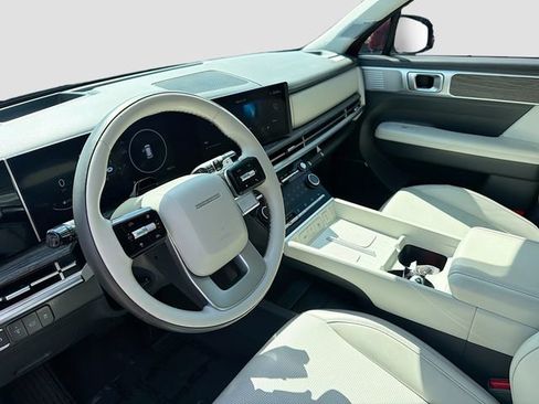 Used 2024 Hyundai Santa Fe Calligraphy FWD image 9