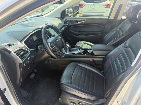 Used 2017 Ford Edge SEL w/ Equipment Group 201A FWD image 9