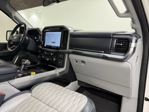 Used 2022 Ford F150 Limited image 33
