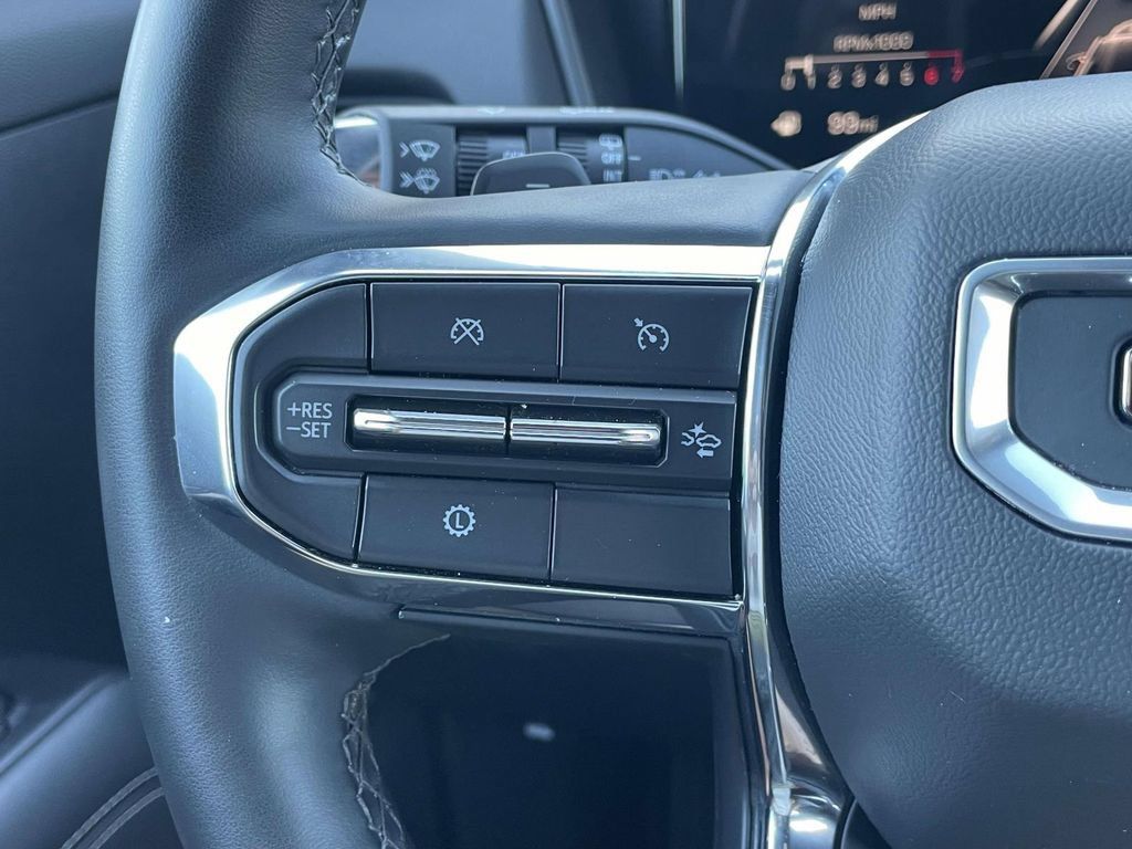 Used 2025 GMC Terrain Elevation AWD/4WD image 18