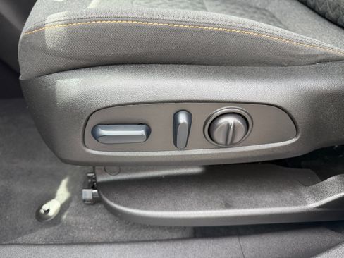 Used 2024 Chevrolet Equinox LT AWD/4WD image 14