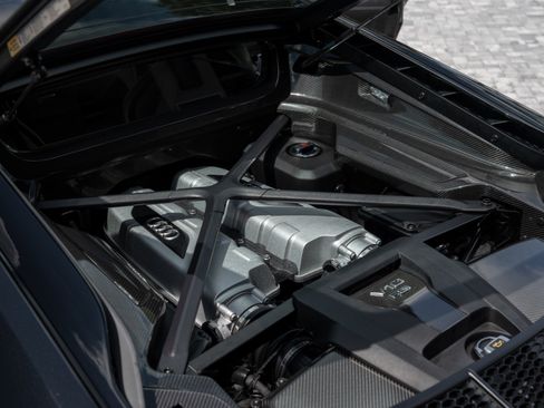 Used 2017 Audi R8 V10 AWD/4WD image 60