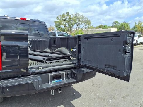 Used 2024 Ford F150 Platinum w/ FX4 Off-Road Package AWD/4WD image 21