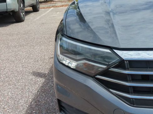 Used 2019 Volkswagen Jetta SE FWD image 10