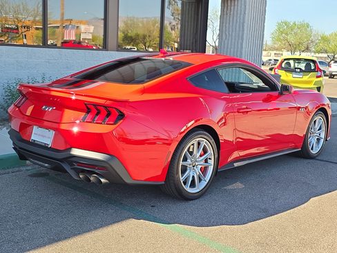 Used 2024 Ford Mustang GT Premium image 8