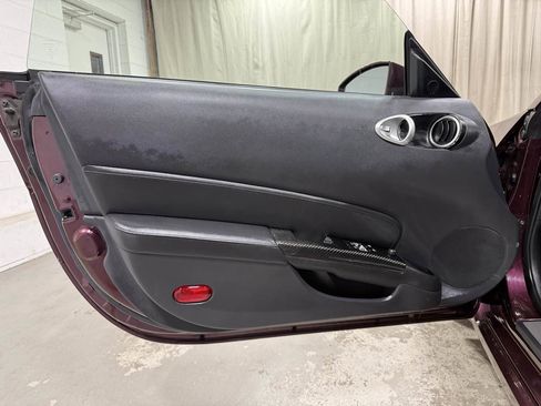Used 2006 Nissan 350Z Touring RWD image 8