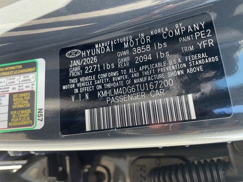 New 2026 Hyundai Elantra Sport FWD image 17