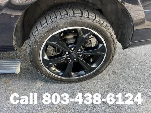 Used 2023 Ford Expedition Limited AWD/4WD image 40