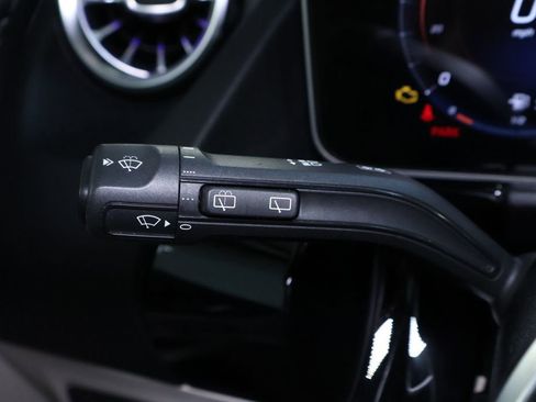 Used 2021 Mercedes-Benz GLA 250 4MATIC w/ Premium Package image 28