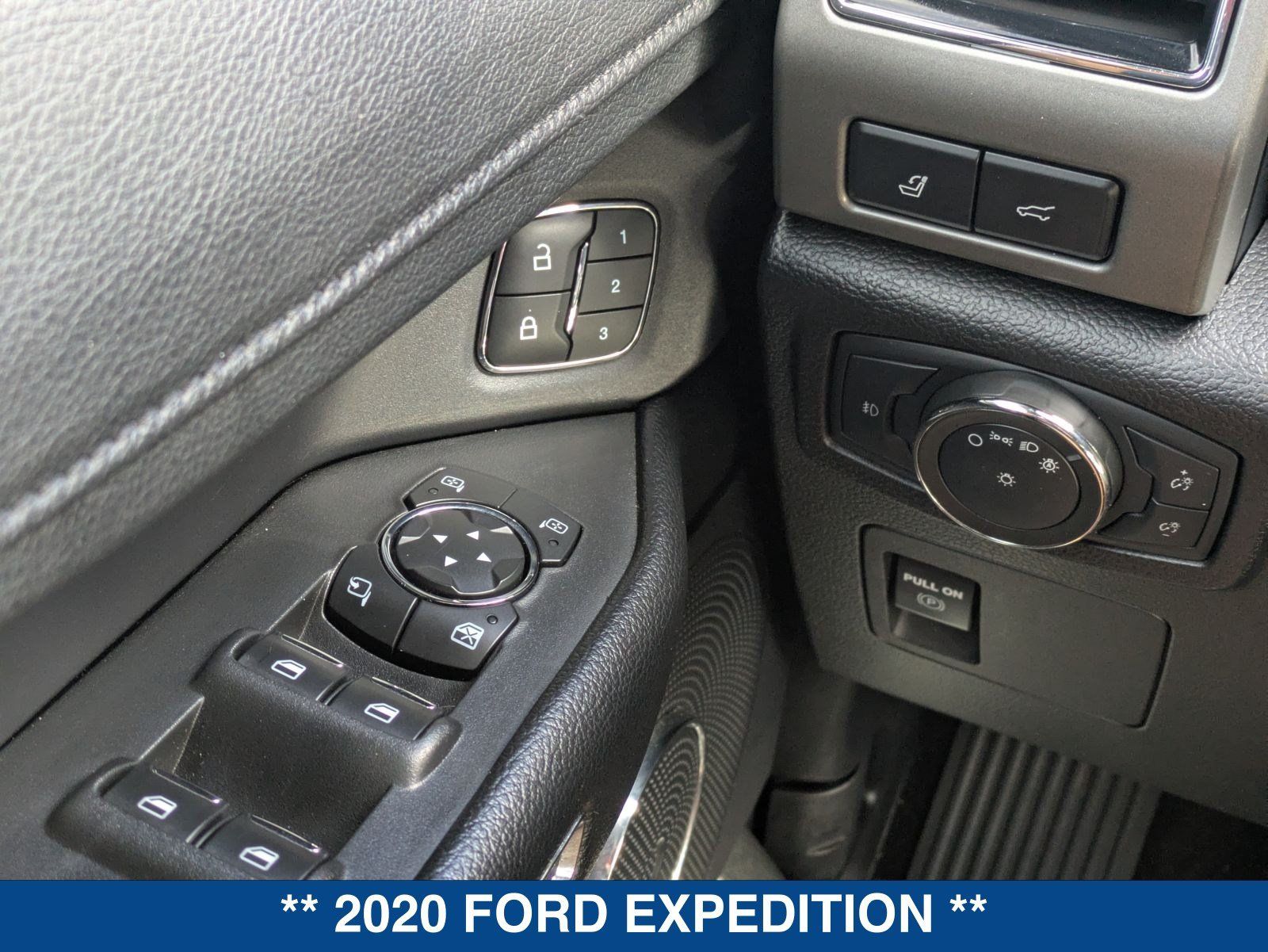 Used 2020 Ford Expedition XLT w/ Equipment Group 202A RWD image 26