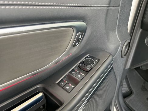 Used 2025 Ford Expedition Platinum AWD/4WD image 55