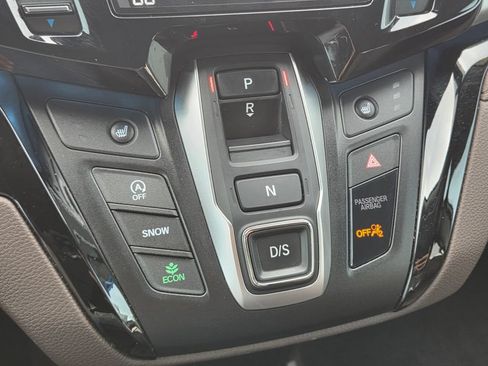 Certified 2025 Honda Odyssey Touring image 28