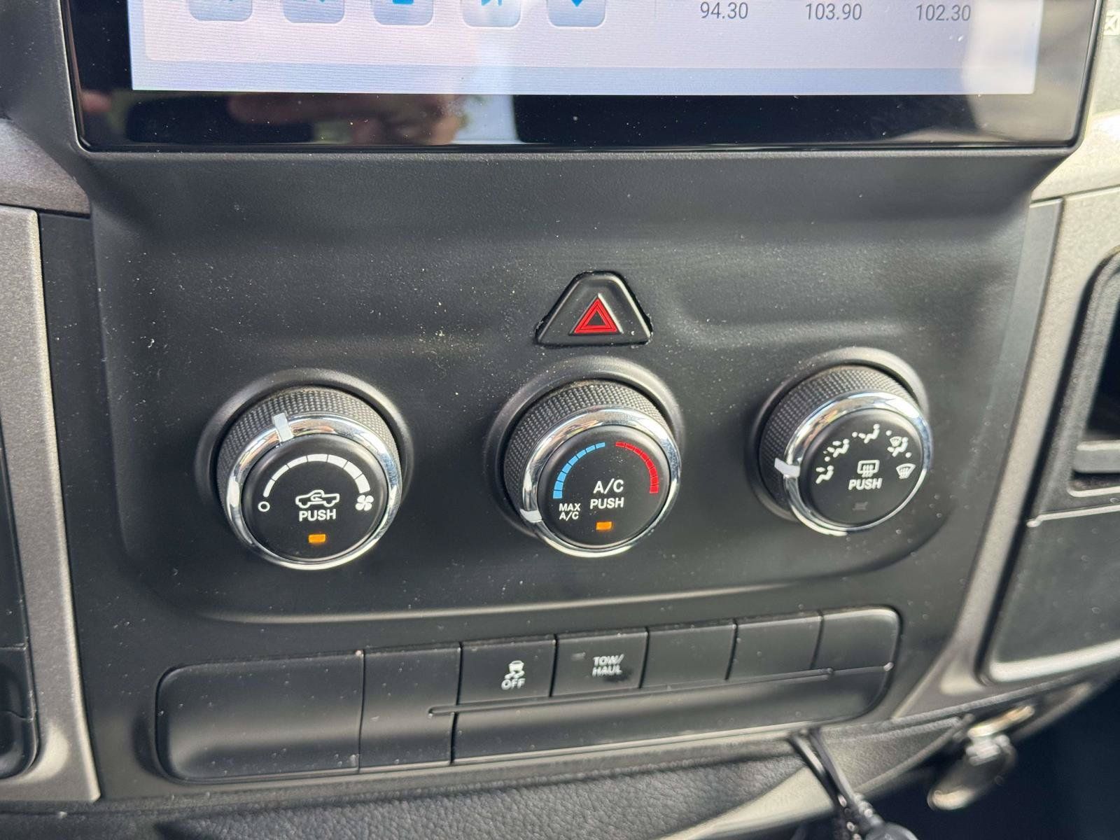 Used 2014 RAM 1500 Express AWD/4WD image 24