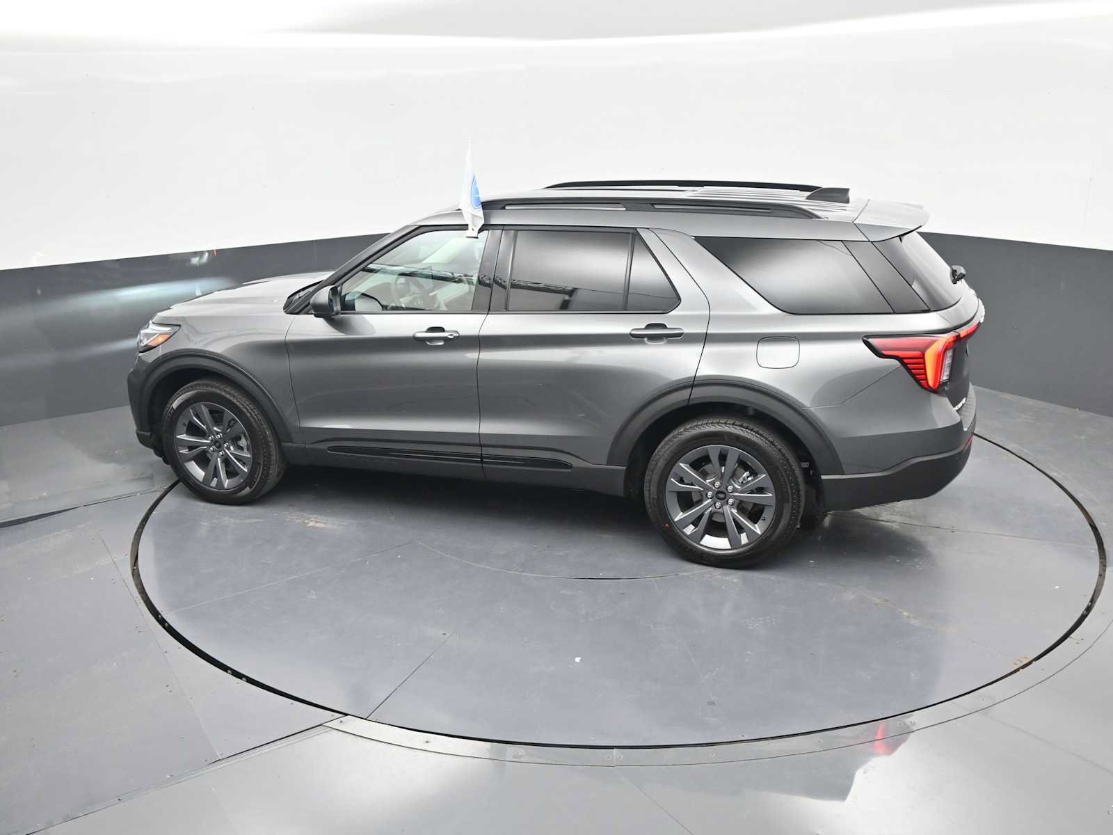 Used 2026 Ford Explorer Active w/ Active Comfort Package AWD/4WD image 54