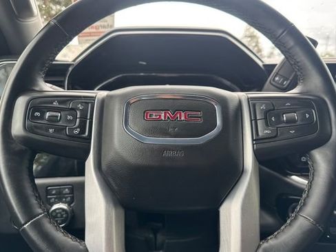 Used 2025 GMC Sierra 1500 SLT image 34