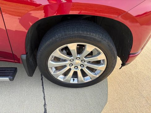 Used 2021 Chevrolet Silverado 1500 High Country w/ Technology Package AWD/4WD image 41