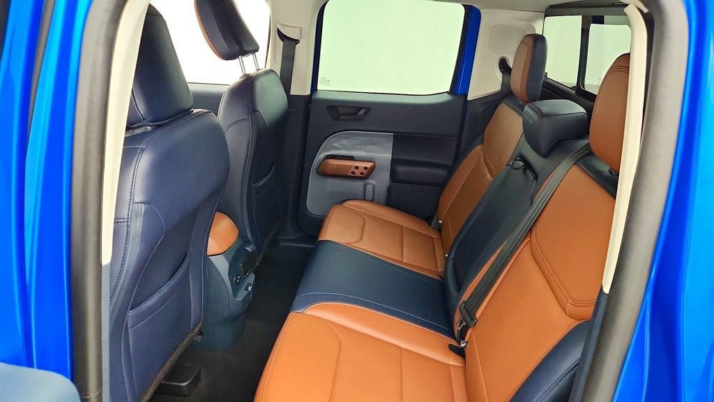 Used 2022 Ford Maverick Lariat w/ Lariat Luxury Package FWD image 21