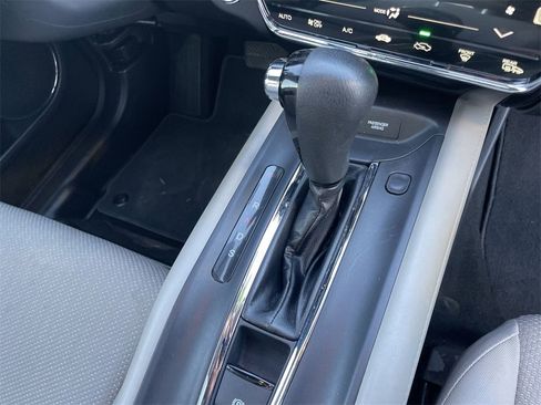 Used 2016 Honda HR-V EX image 26