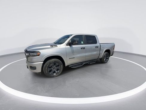 Used 2025 RAM 1500 Big Horn AWD/4WD image 4