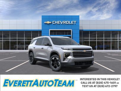 New 2027 Chevrolet Traverse LT w/ Sun and Wheel Package