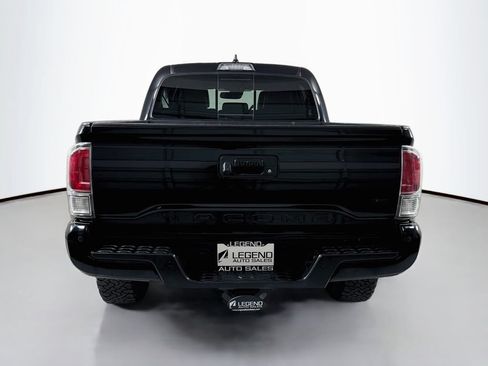 Used 2020 Toyota Tacoma TRD Off-Road w/ TRD Premium Off Road Package AWD/4WD image 6