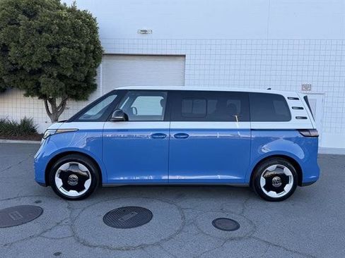 New 2025 Volkswagen ID. Buzz Pro S Plus image 3