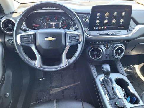 Used 2023 Chevrolet Blazer LT AWD/4WD image 9