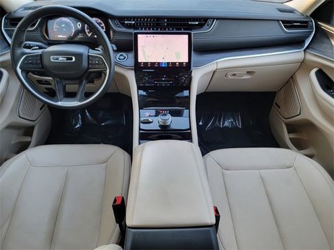 Certified 2021 Jeep Grand Cherokee L Limited image 27