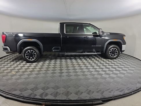 Used 2020 GMC Sierra 2500 SLE w/ SLE Convenience Package image 6
