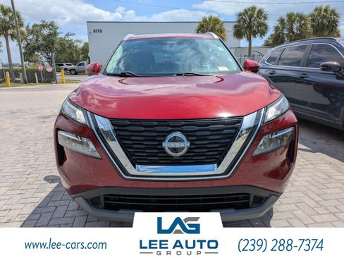 Used 2022 Nissan Rogue SV w/ SV Premium Package FWD image 7