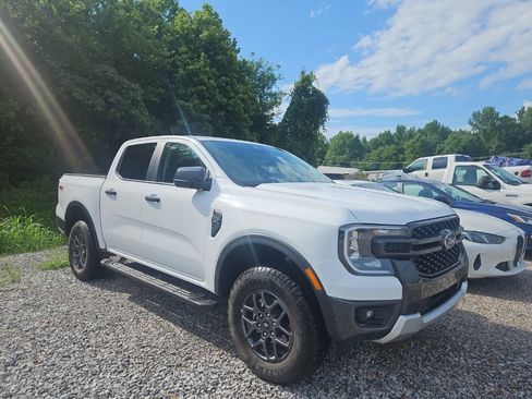 Used 2025 Ford Ranger XLT w/ FX4 Off-Road Package AWD/4WD image 4