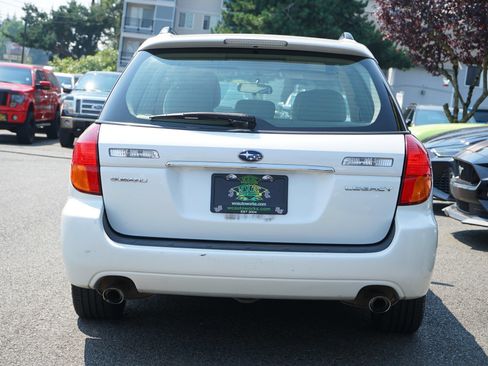 Used 2006 Subaru Legacy 2.5i Limited AWD/4WD image 4