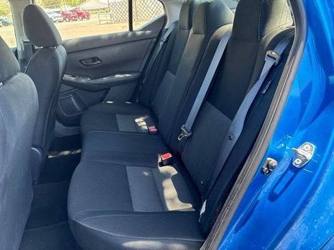 Used 2024 Nissan Sentra SV FWD image 7