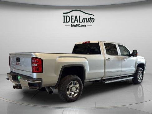Used 2018 GMC Sierra 3500 SLT w/ Duramax Plus Package AWD/4WD image 13