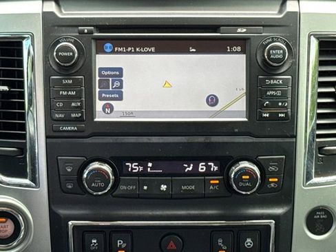 Used 2018 Nissan Titan PRO-4X w/ Pro-4x Convenience Package image 12