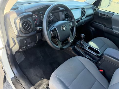 Used 2023 Toyota Tacoma SR AWD/4WD image 13