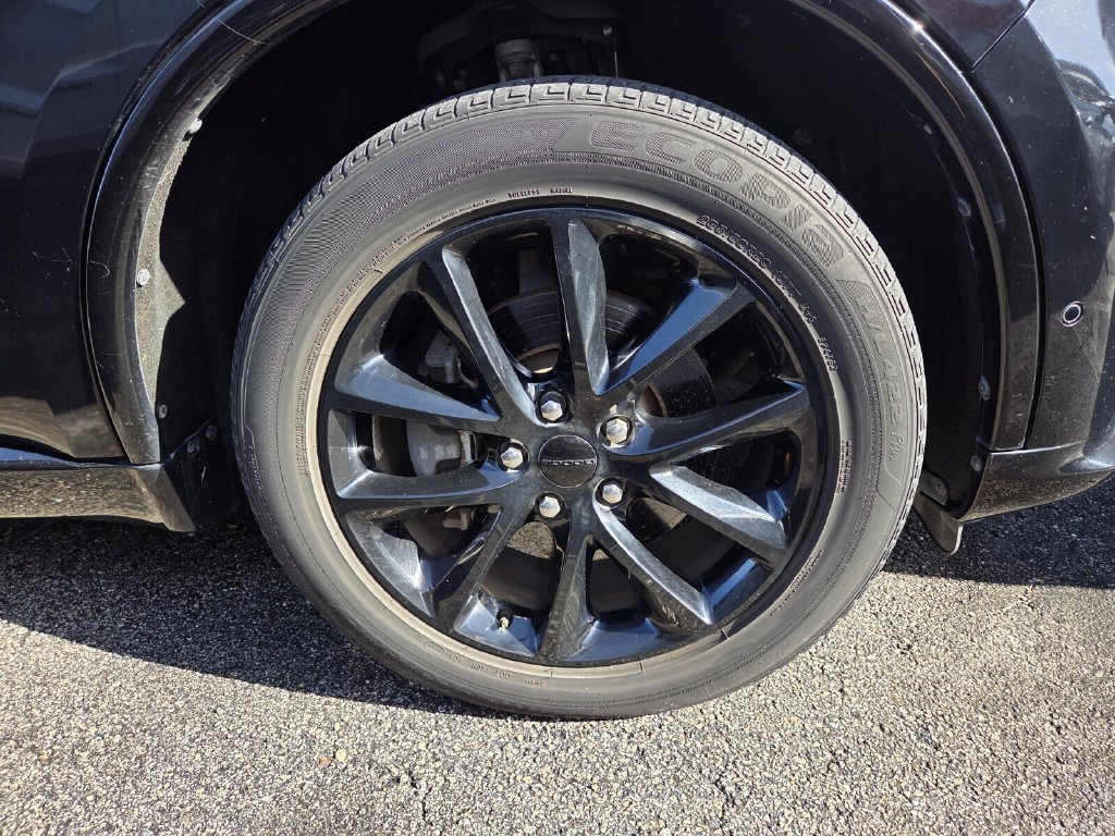 Used 2018 Dodge Durango R/T w/ Blacktop Package RWD image 2