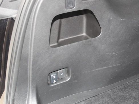 Used 2024 Ford Edge SEL image 11