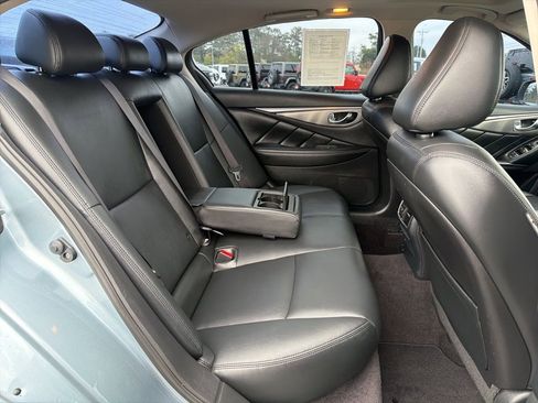Used 2016 INFINITI Q50 2.0t w/ Moonroof Package AWD/4WD image 17