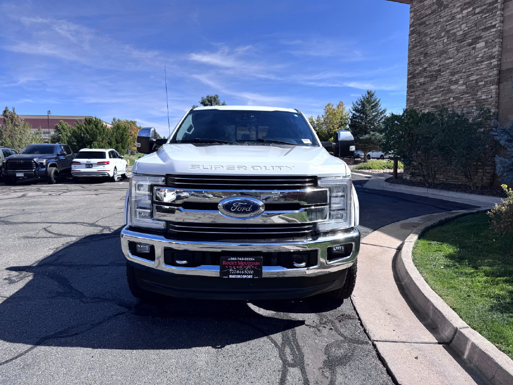 Used 2019 Ford F250 Lariat w/ Lariat Ultimate Package AWD/4WD image 3